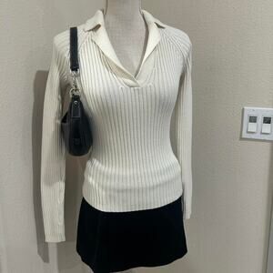 Moda International cream rubbed sweater. Size small